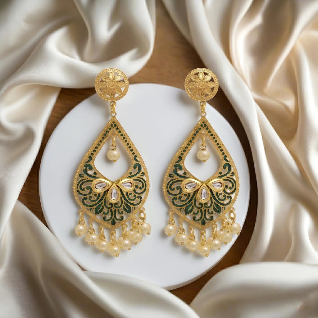 Emerald Noor Earring