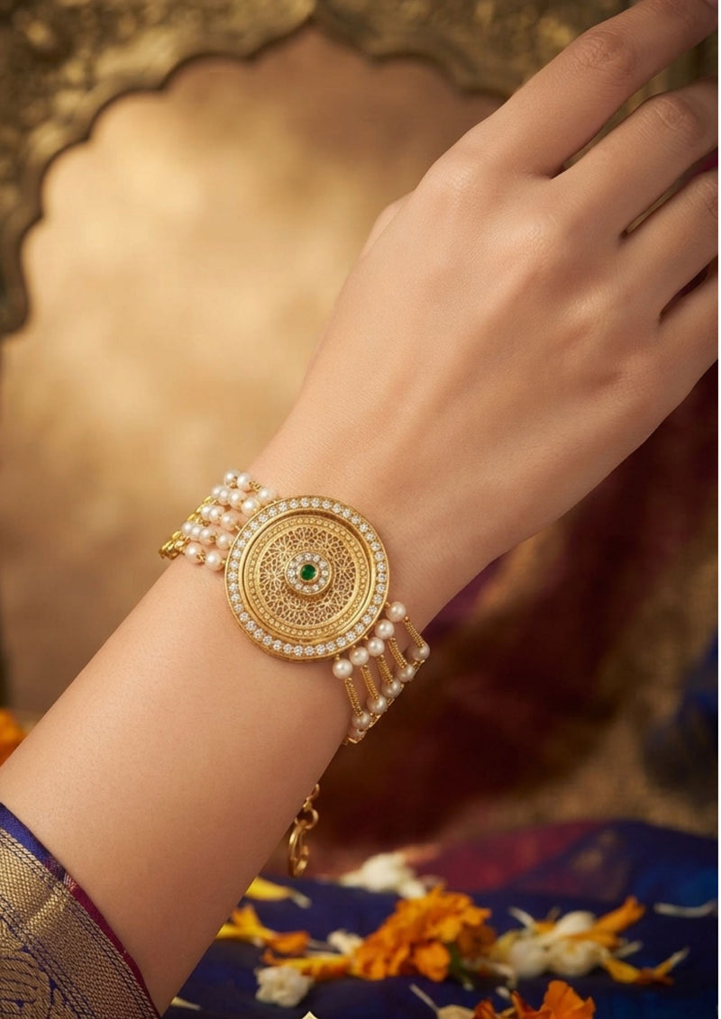 Bracelet