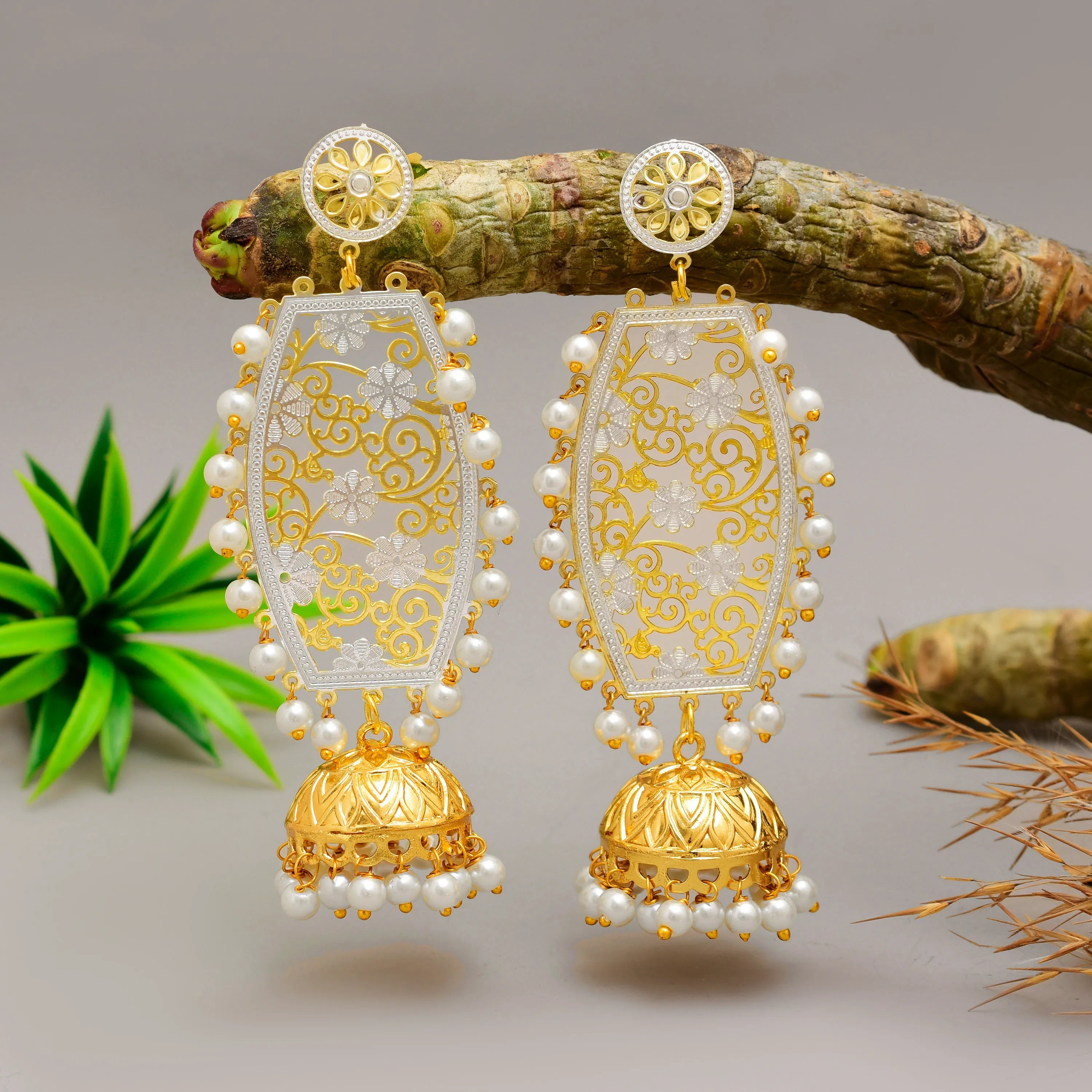 Pearl Mahal Jhumki